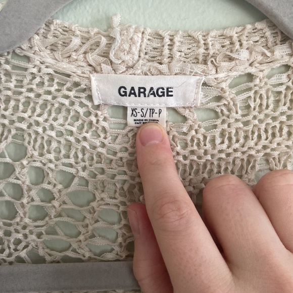 Garage Cardigan - Picture 3 of 3